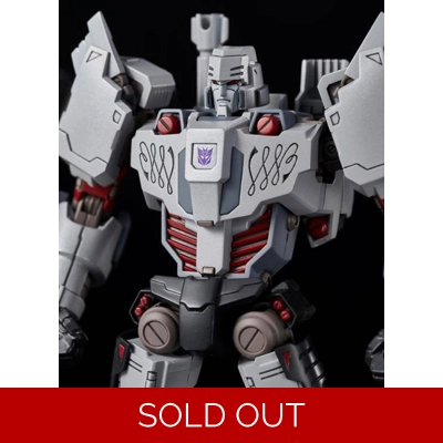 Megatron: Flame Toys Furai Model Kit - IDW Decepticon